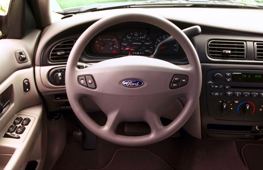  Ford Taurus 2000 года  (фото 81 из 92)